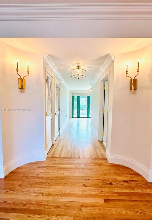 En Renta: $8,500 (3 camas, 3 baños, 2100 Pies cuadrados)