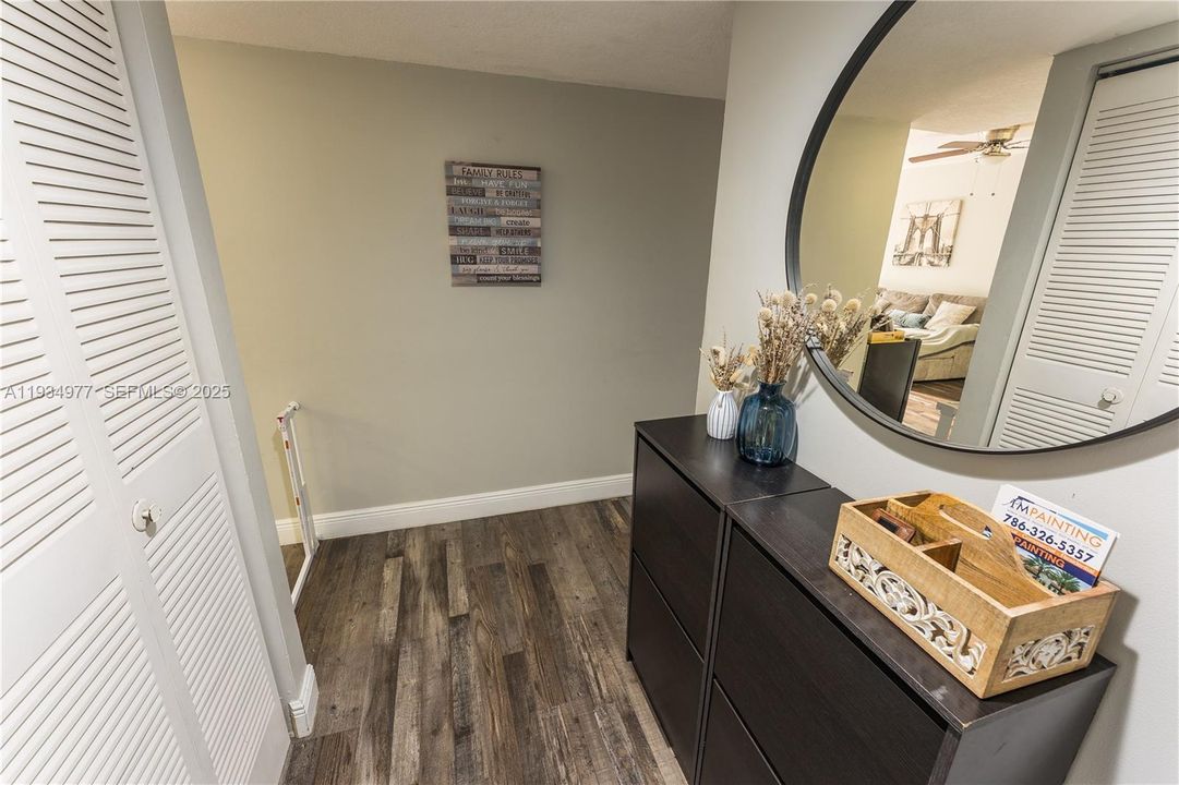 出租: $2,700 (3 贝兹, 2 浴室, 1152 平方英尺)