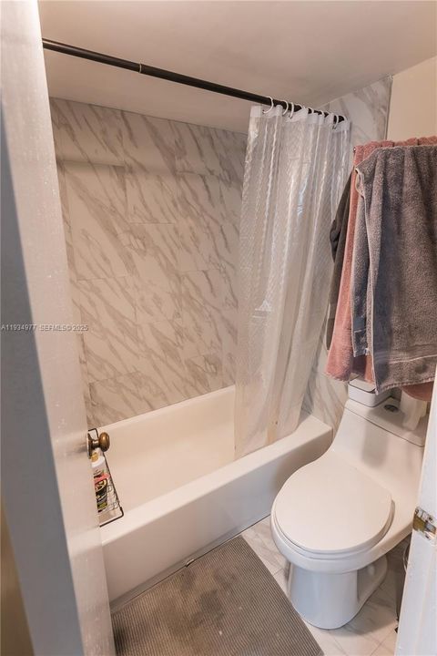 出租: $2,700 (3 贝兹, 2 浴室, 1152 平方英尺)