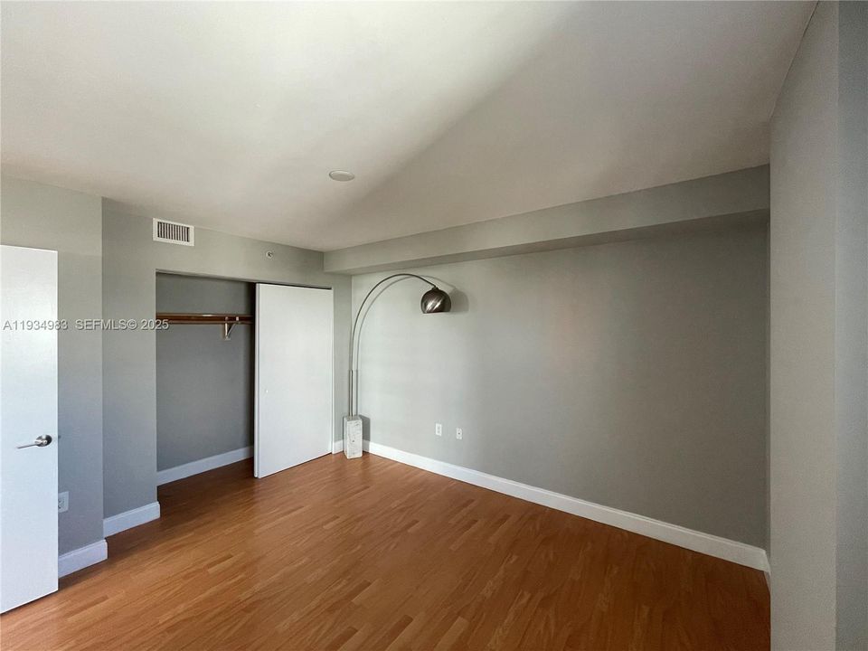 For Rent: $2,600 (1 beds, 1 baths, 629 Square Feet)