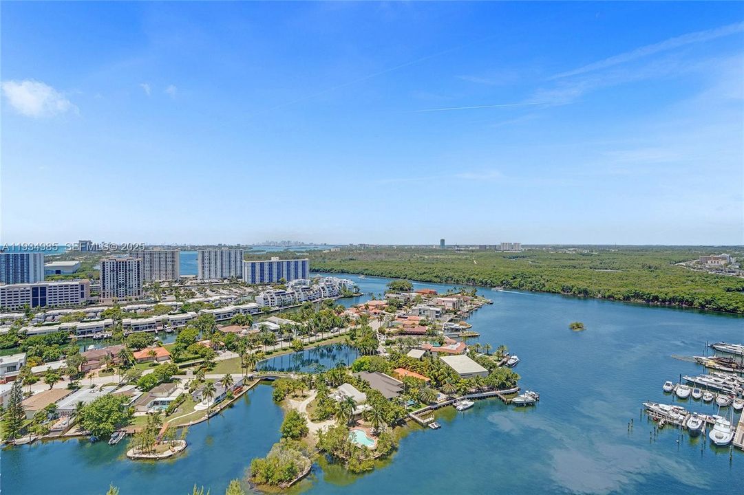 En Venta: $4,700,000 (4 camas, 4 baños, 4695 Pies cuadrados)