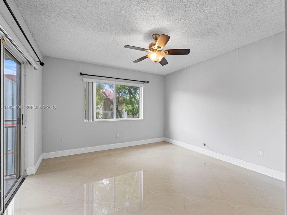 2nd bedroom with access to balcony!