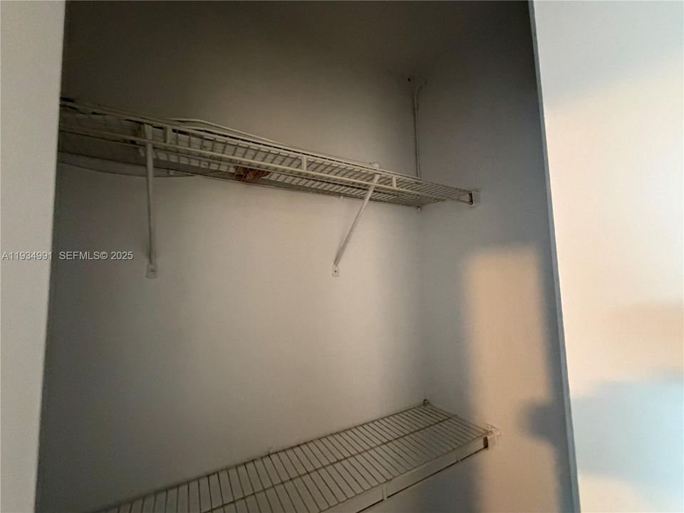 出租: $1,900 (1 贝兹, 1 浴室, 493 平方英尺)