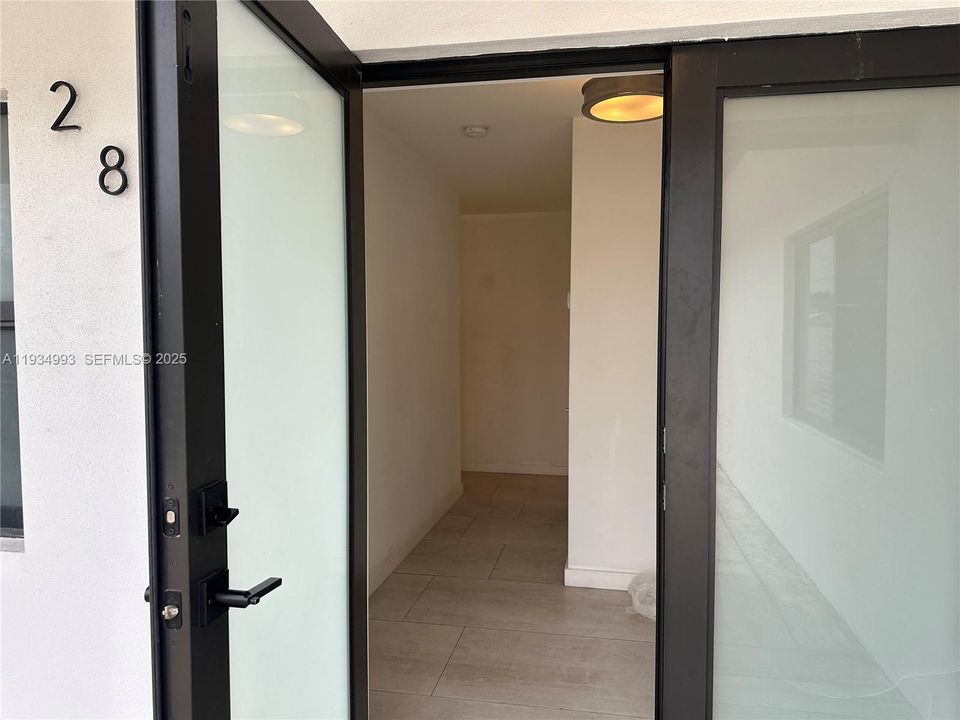 В аренду: $4,150 (4 спален, 2 ванн, 2080 Квадратных фут)