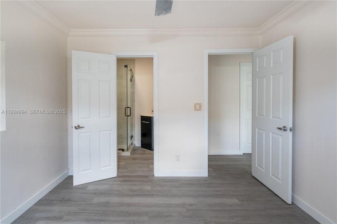 出租: $2,950 (3 贝兹, 2 浴室, 988 平方英尺)