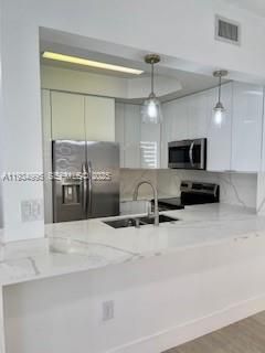 В аренду: $2,950 (3 спален, 2 ванн, 1396 Квадратных фут)