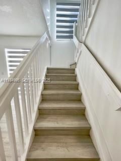 В аренду: $2,950 (3 спален, 2 ванн, 1396 Квадратных фут)