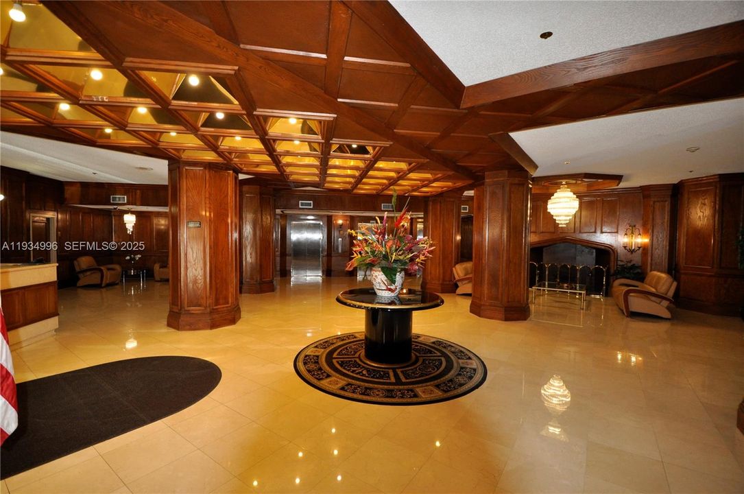 For Rent: $2,150 (1 beds, 2 baths, 1217 Square Feet)