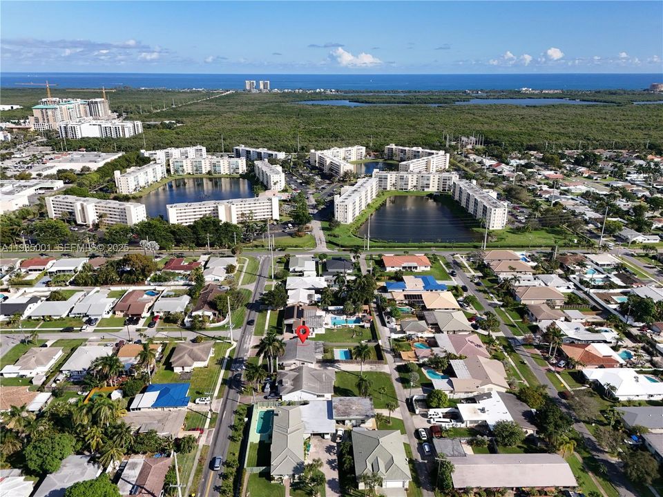 For Rent: $5,900 (4 beds, 2 baths, 1659 Square Feet)