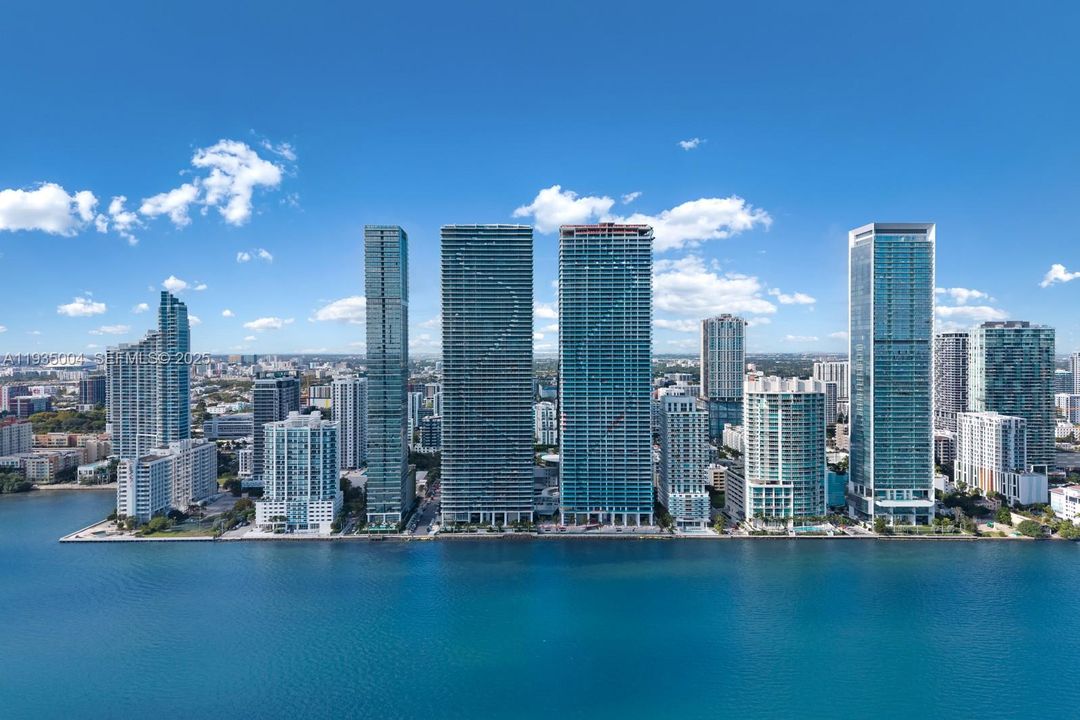 待售: $3,980,000 (4 贝兹, 5 浴室, 2895 平方英尺)