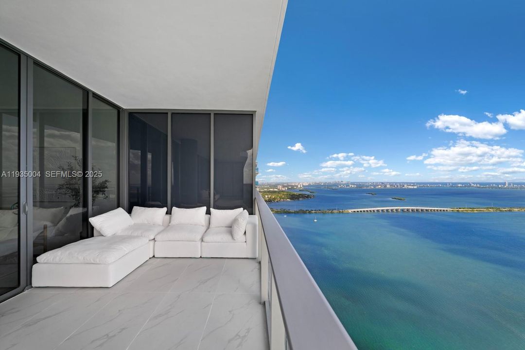 待售: $3,980,000 (4 贝兹, 5 浴室, 2895 平方英尺)