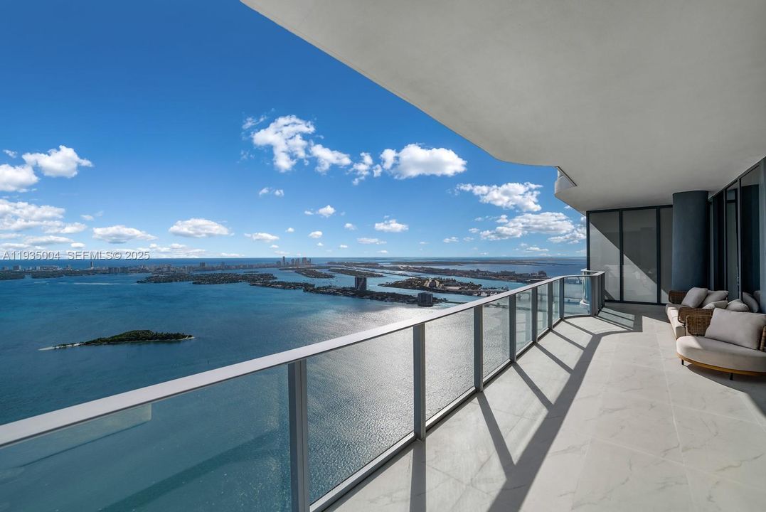 待售: $3,980,000 (4 贝兹, 5 浴室, 2895 平方英尺)