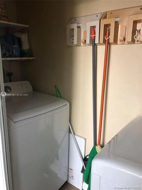 En Renta: $2,400 (2 camas, 2 baños, 1050 Pies cuadrados)