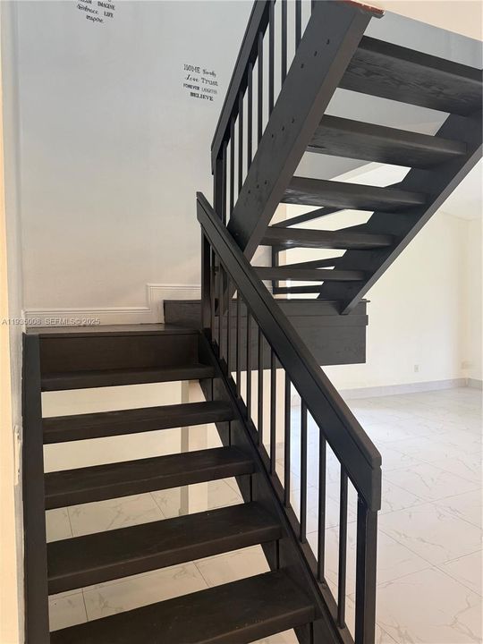 For Rent: $4,000 (3 beds, 2 baths, 1793 Square Feet)