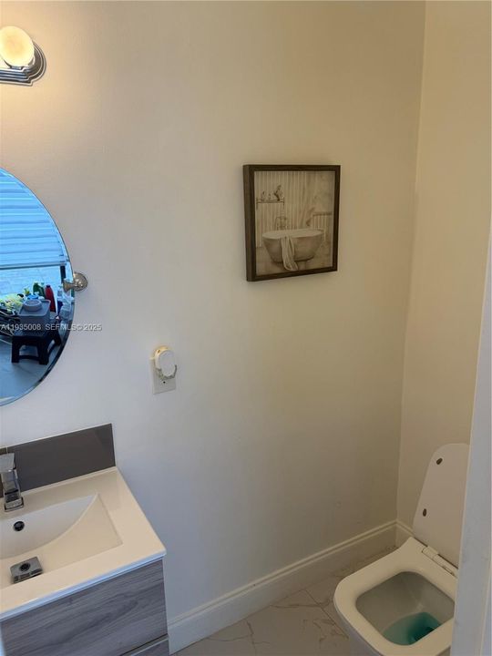 For Rent: $4,000 (3 beds, 2 baths, 1793 Square Feet)