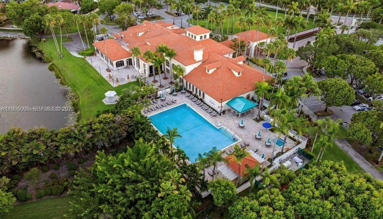 For Rent: $4,000 (3 beds, 2 baths, 1793 Square Feet)