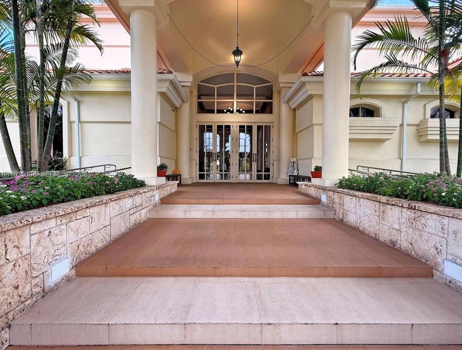 For Rent: $4,000 (3 beds, 2 baths, 1793 Square Feet)