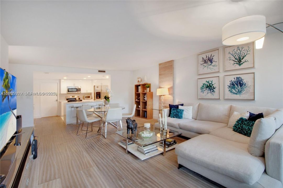 For Rent: $5,900 (2 beds, 2 baths, 1260 Square Feet)