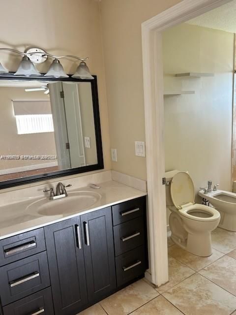 В аренду: $3,600 (3 спален, 2 ванн, 1577 Квадратных фут)