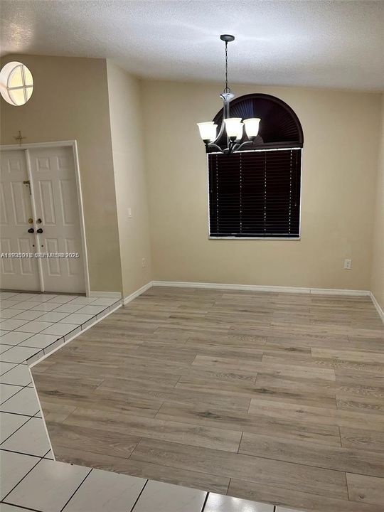 В аренду: $3,600 (3 спален, 2 ванн, 1577 Квадратных фут)