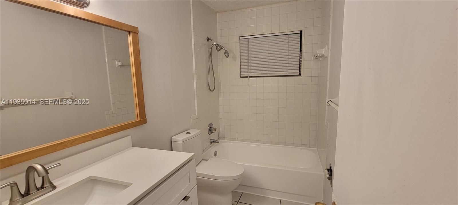 出租: $1,750 (1 贝兹, 1 浴室, 718 平方英尺)