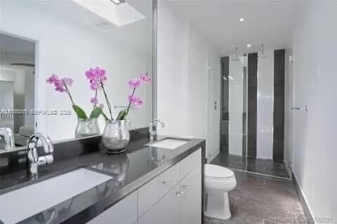 For Rent: $5,700 (3 beds, 2 baths, 2104 Square Feet)