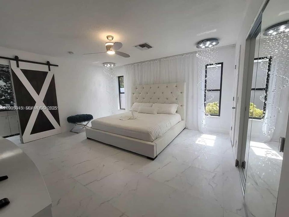 For Rent: $5,700 (3 beds, 2 baths, 2104 Square Feet)