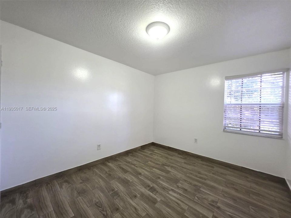 For Rent: $4,200 (3 beds, 2 baths, 1801 Square Feet)