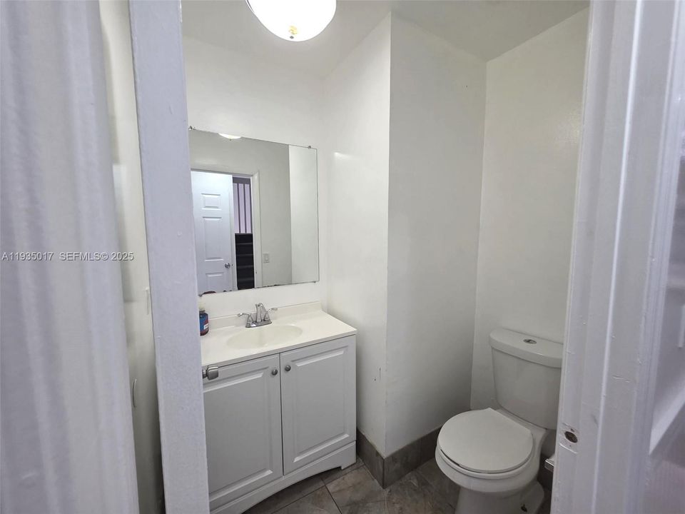 For Rent: $4,200 (3 beds, 2 baths, 1801 Square Feet)
