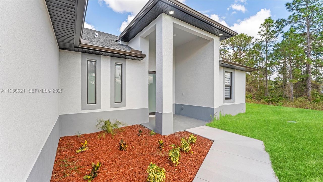 待售: $359,900 (4 贝兹, 3 浴室, 0 平方英尺)