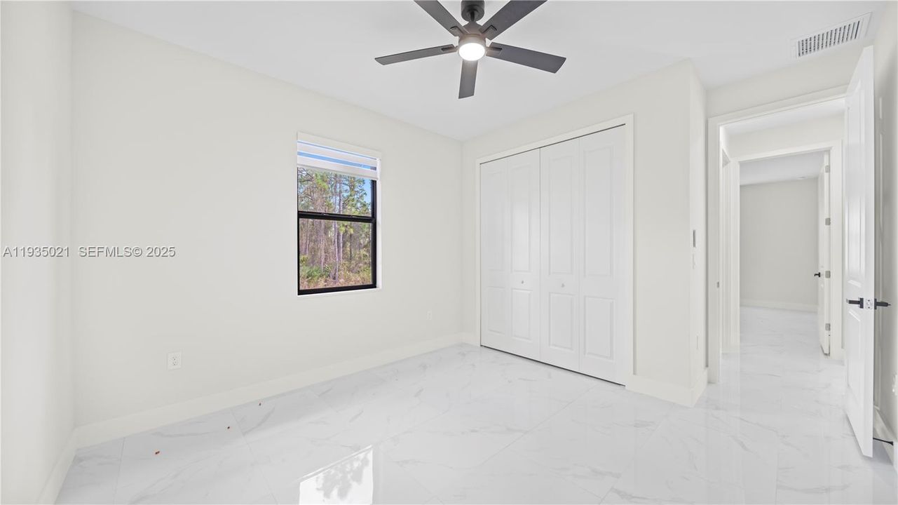 待售: $359,900 (4 贝兹, 3 浴室, 0 平方英尺)