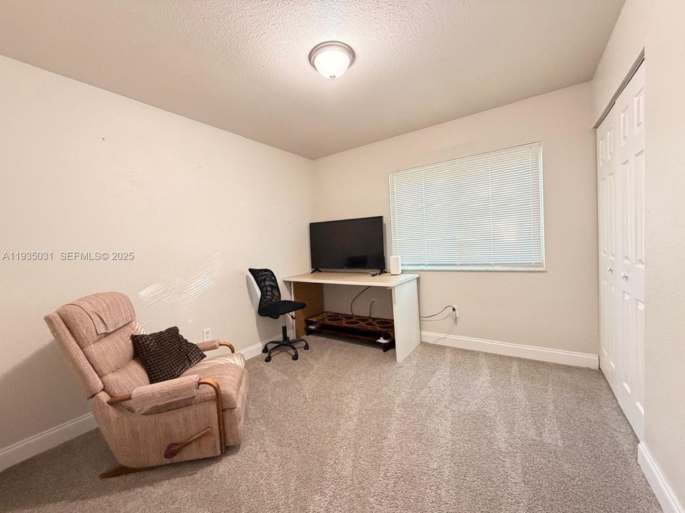 В аренду: $1,850 (3 спален, 2 ванн, 0 Квадратных фут)