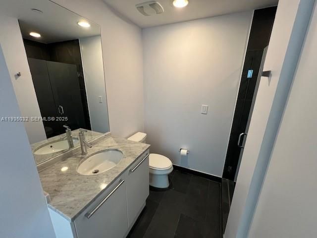 For Rent: $4,500 (1 beds, 2 baths, 929 Square Feet)