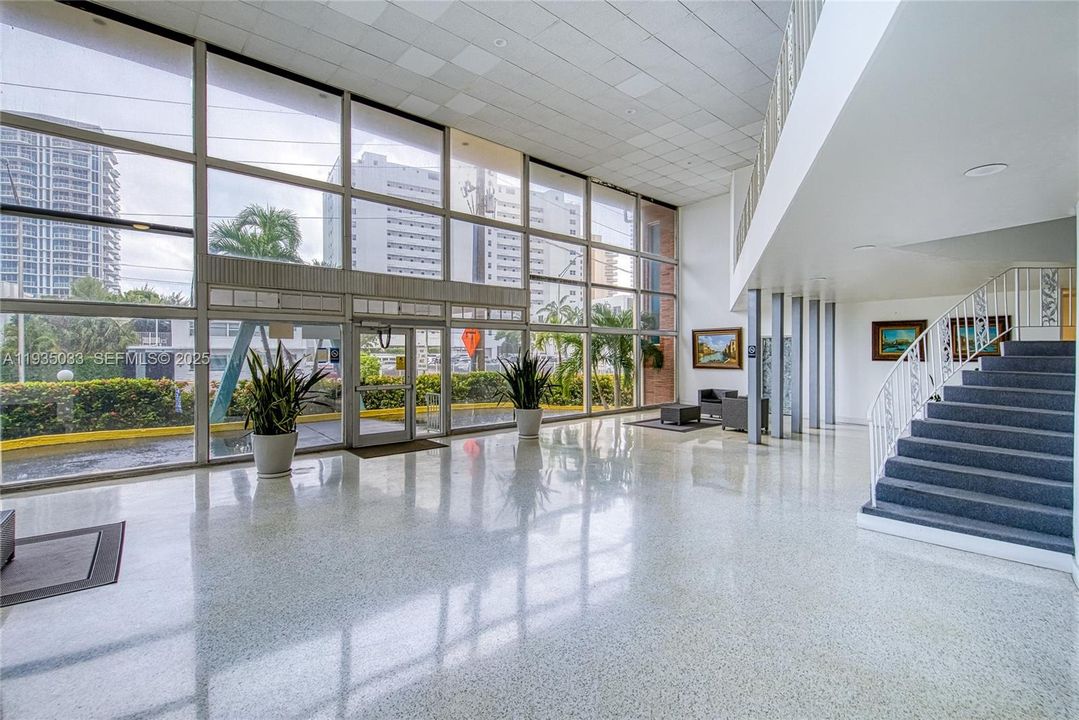 В аренду: $1,550 (0 спален, 1 ванн, 0 Квадратных фут)