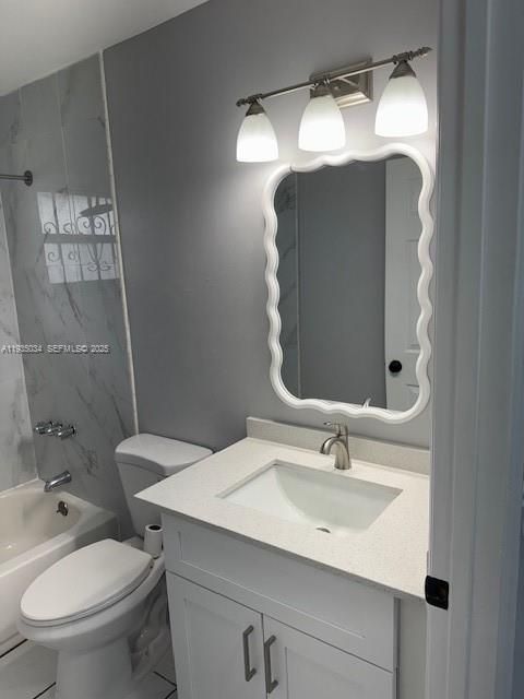 出租: $2,520 (2 贝兹, 1 浴室, 2400 平方英尺)