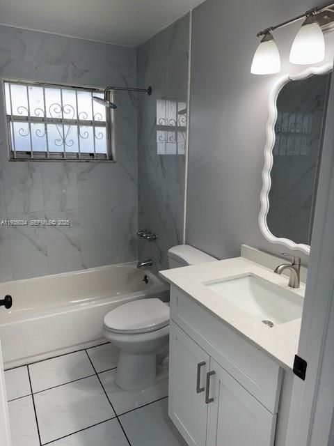 出租: $2,520 (2 贝兹, 1 浴室, 2400 平方英尺)