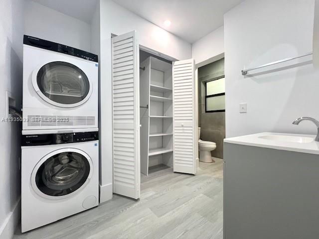 For Rent: $1,700 (1 beds, 1 baths, 2936 Square Feet)