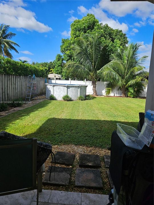 For Rent: $3,850 (4 beds, 2 baths, 1860 Square Feet)