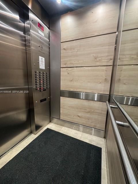 For Rent: $1,700 (1 beds, 1 baths, 775 Square Feet)