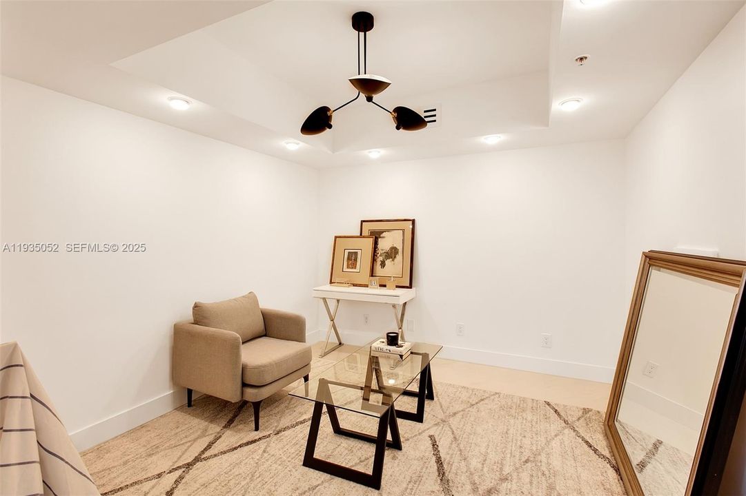 For Sale: $5,000,000 (3 beds, 3 baths, 2320 Square Feet)