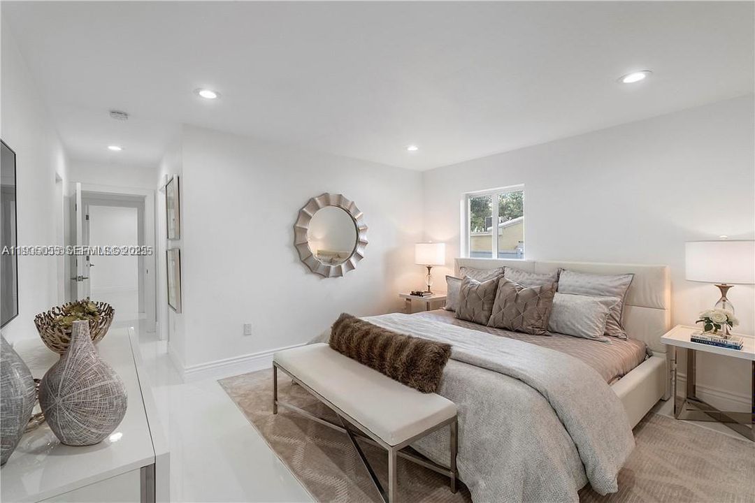 For Sale: $1,279,999 (5 beds, 3 baths, 0 Square Feet)