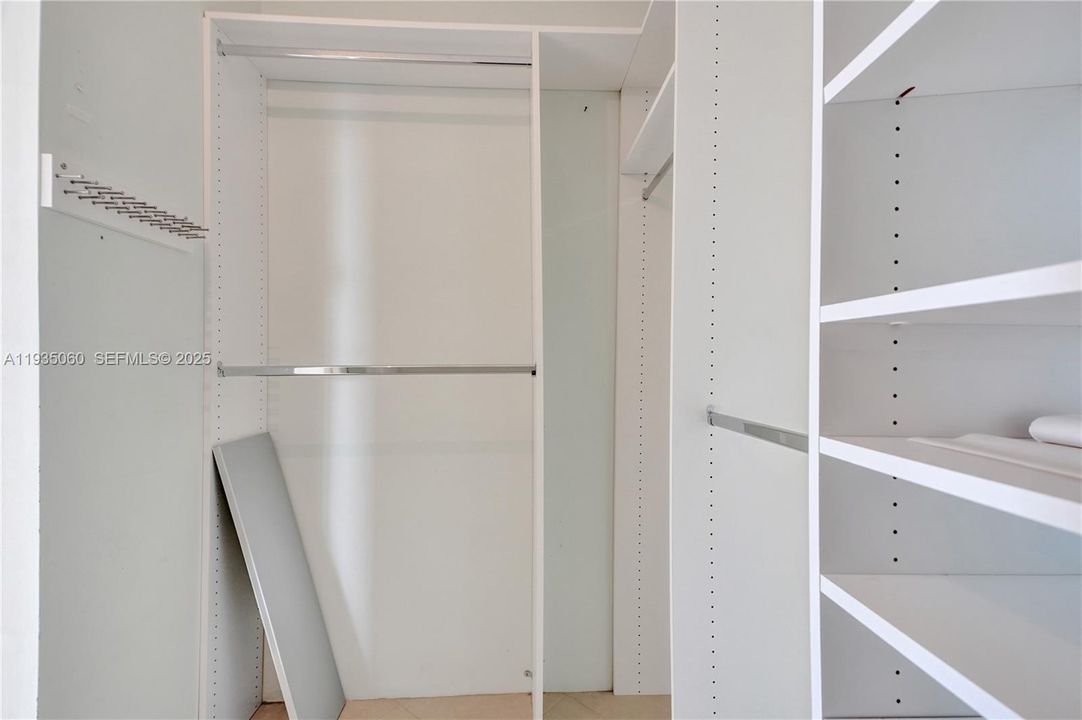 En Venta: $465,000 (2 camas, 2 baños, 1270 Pies cuadrados)