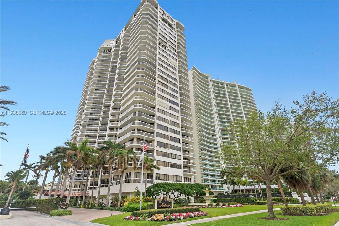 En Venta: $465,000 (2 camas, 2 baños, 1270 Pies cuadrados)