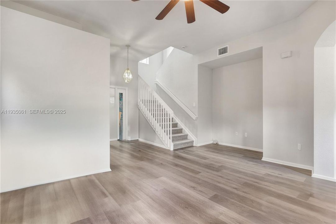 待售: $559,000 (3 贝兹, 2 浴室, 1780 平方英尺)