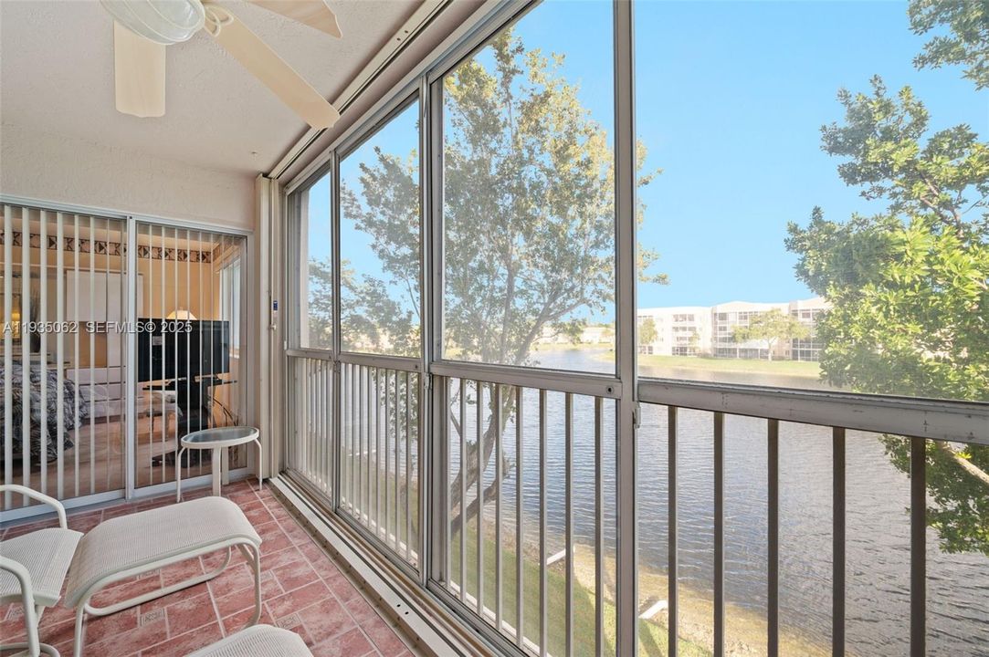 En Venta: $245,000 (2 camas, 2 baños, 1456 Pies cuadrados)