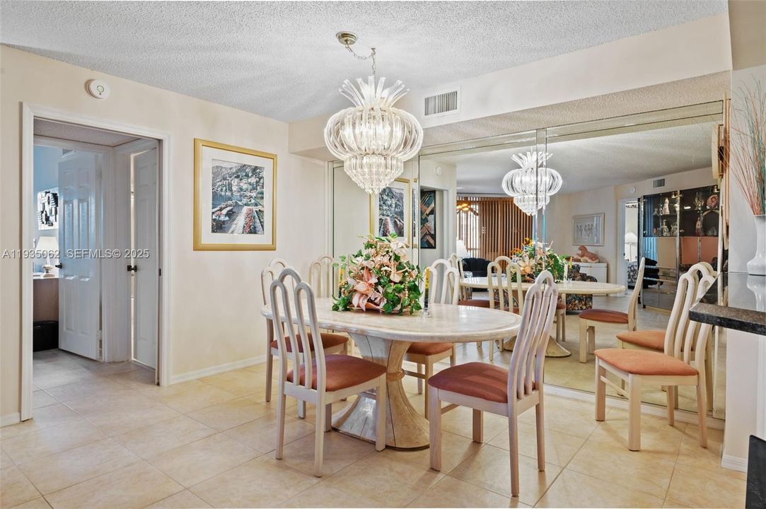 En Venta: $245,000 (2 camas, 2 baños, 1456 Pies cuadrados)