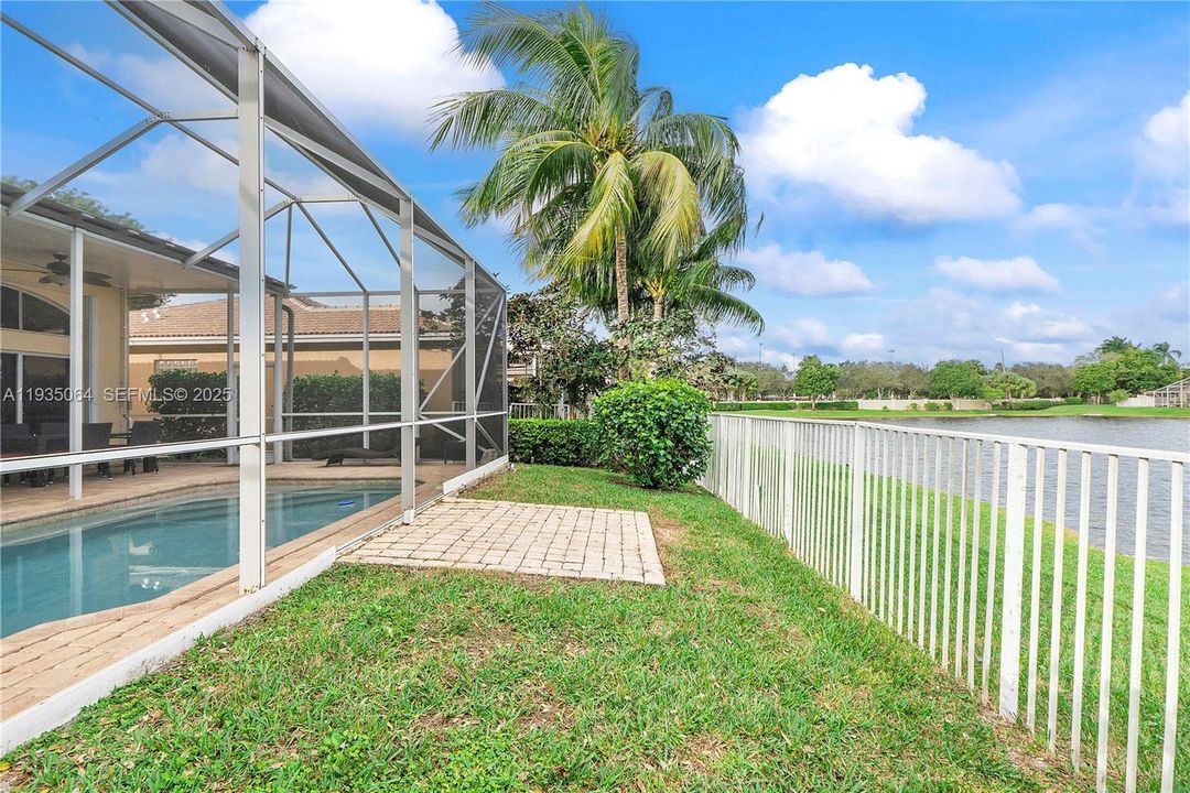 待售: $698,000 (4 贝兹, 3 浴室, 2194 平方英尺)