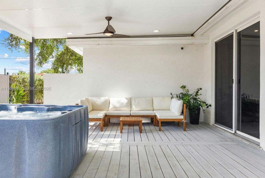 For Sale: $859,000 (4 beds, 2 baths, 1597 Square Feet)