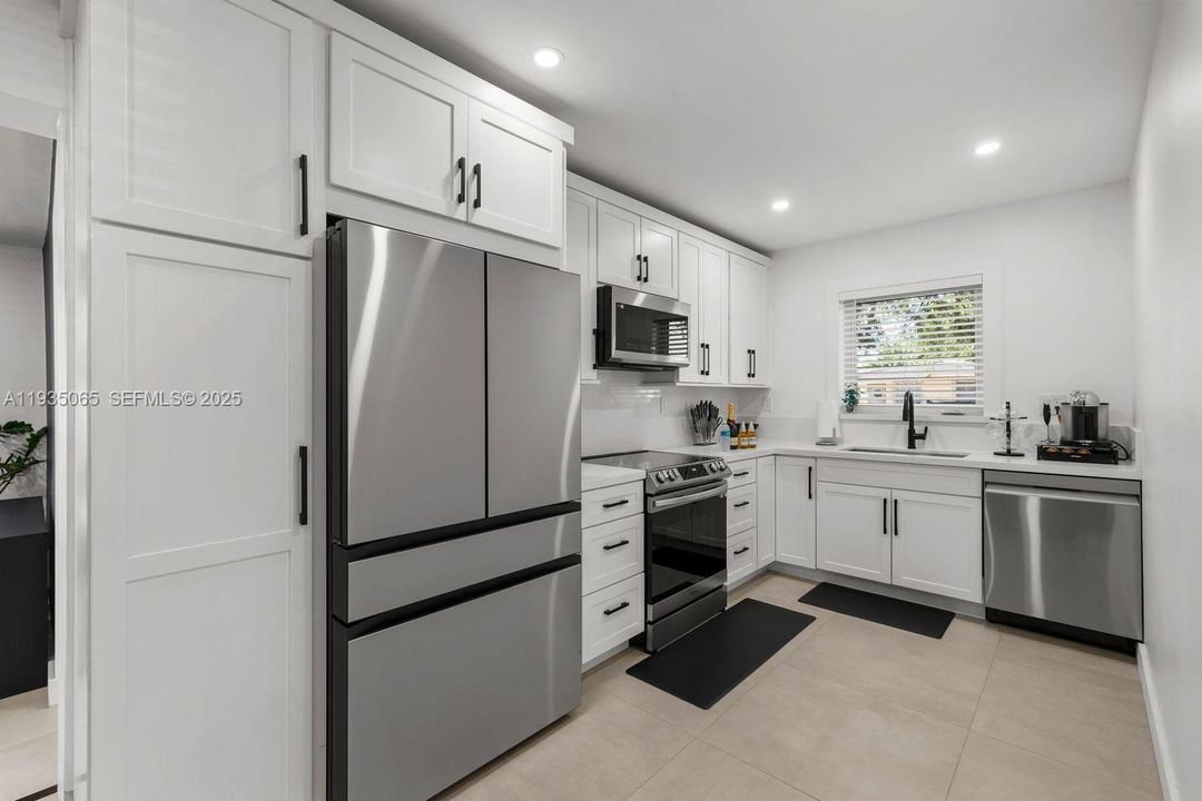 For Sale: $859,000 (4 beds, 2 baths, 1597 Square Feet)