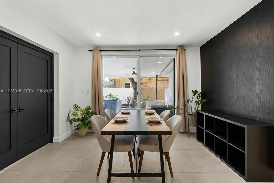 For Sale: $859,000 (4 beds, 2 baths, 1597 Square Feet)